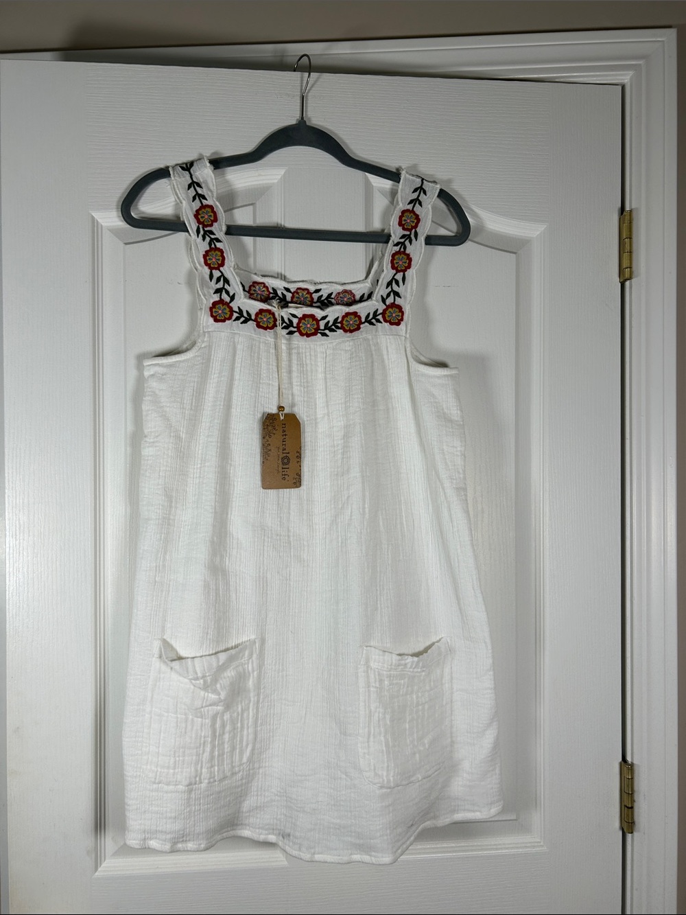 NATURAL LIFE White Cotton/Linen Embroidered Sundress with Red Floral Trim size M